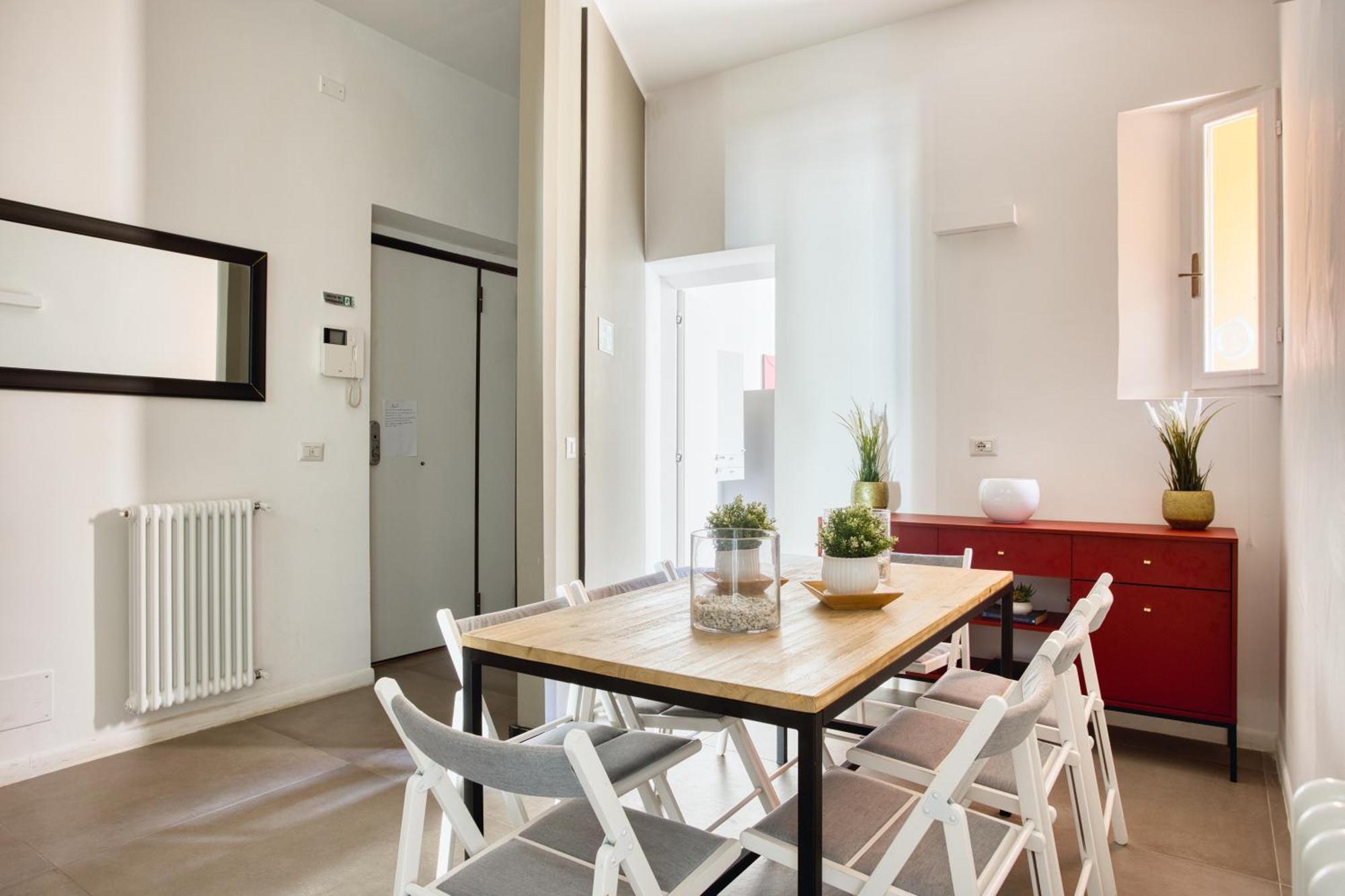 Clausim Domus: New Brightful Flat Next To The Vatican Roma