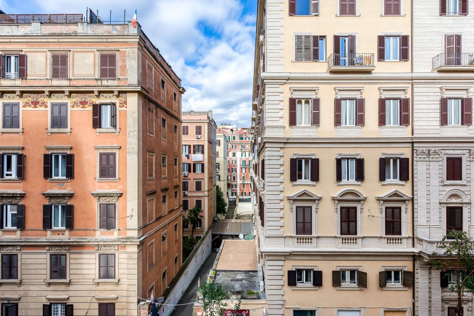 Clausim Domus: New Brightful Flat Next To The Vatican Roma